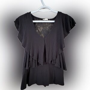 Noble U Black Ruffle Top